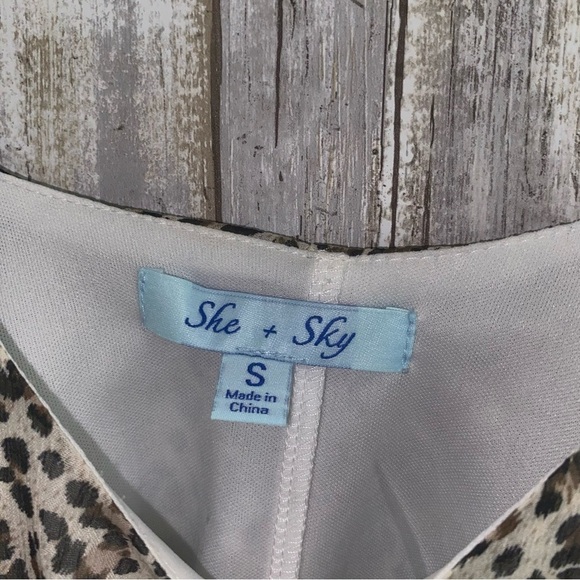 She & Sky Born With It Leopard Sleeveless Blouse - Picture 7 of 7